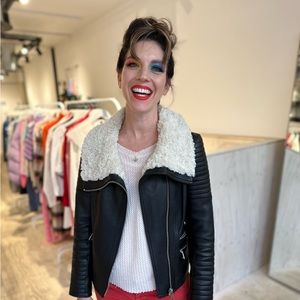 Meet your Posher, Jillian